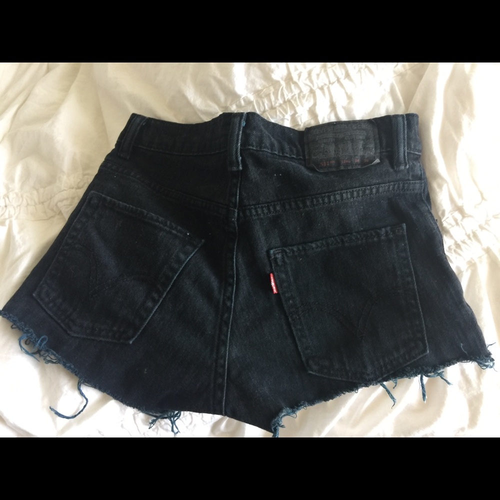 Levi’s distressed black shorts